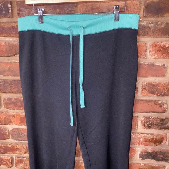 Silverwear Black Seafoam Green Straight Leg Track Sweatpants Women's Size Medium - Picture 2 of 5
